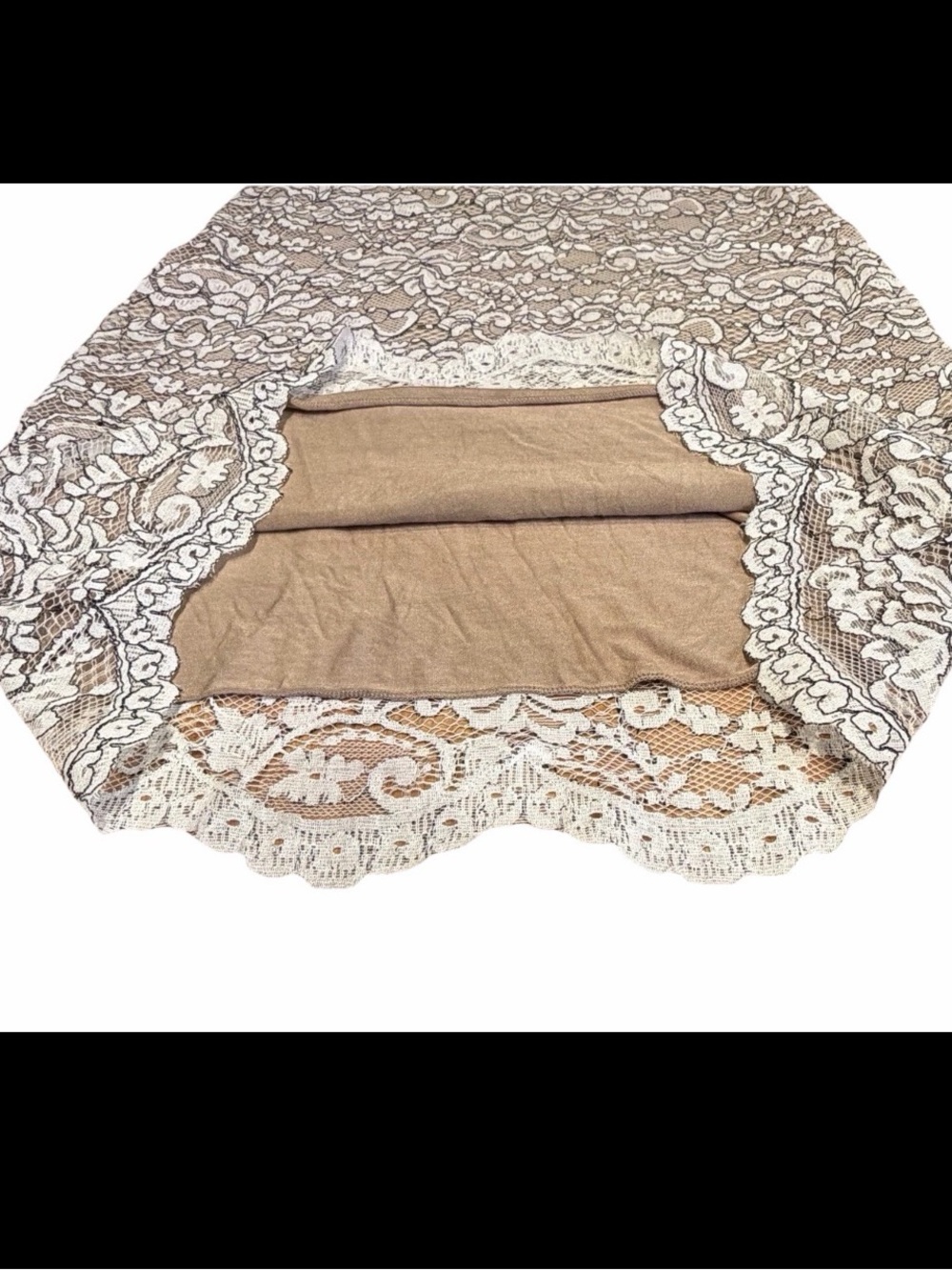 Lulus Women’s Simply Chic Black and Cream Short Sleeve Lace Shift Dress Size M - Picture 7 of 10